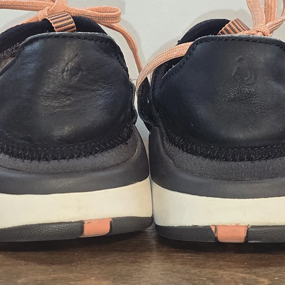 OluKai Miki Li Sneakers Women's Size 8.5 - Picture 10 of 11